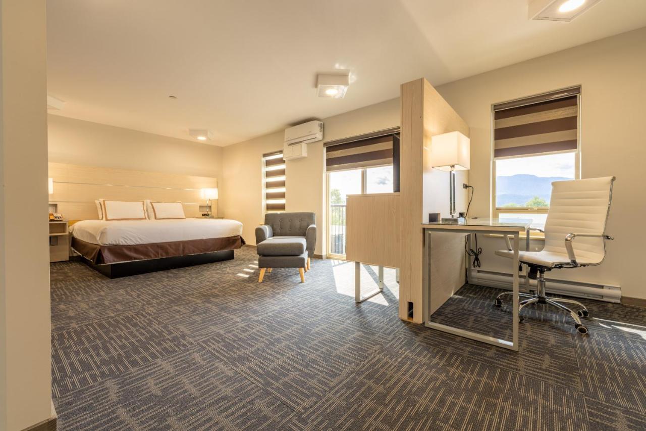 Quality Inn Sunshine Suites Terrace Dış mekan fotoğraf