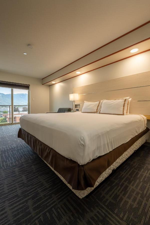 Quality Inn Sunshine Suites Terrace Dış mekan fotoğraf