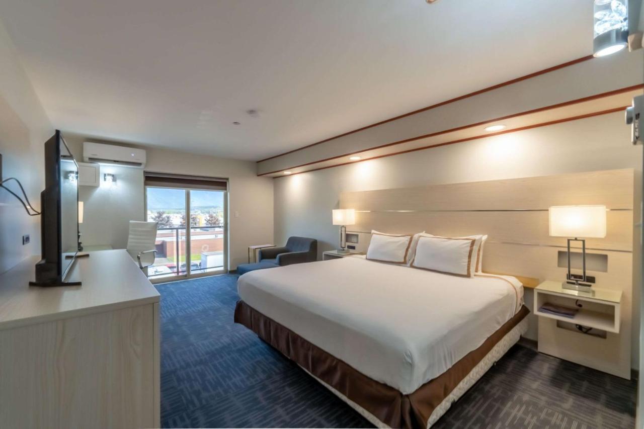 Quality Inn Sunshine Suites Terrace Dış mekan fotoğraf