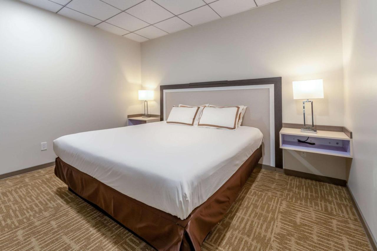 Quality Inn Sunshine Suites Terrace Dış mekan fotoğraf