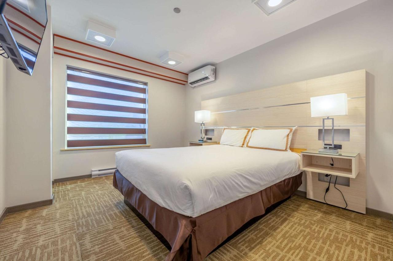 Quality Inn Sunshine Suites Terrace Dış mekan fotoğraf
